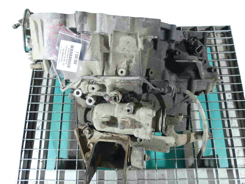 Коробка механіка МКПП 5-ступ Toyota Avensis T22 2.0 дизель D4D 110сил 303002B860 фото